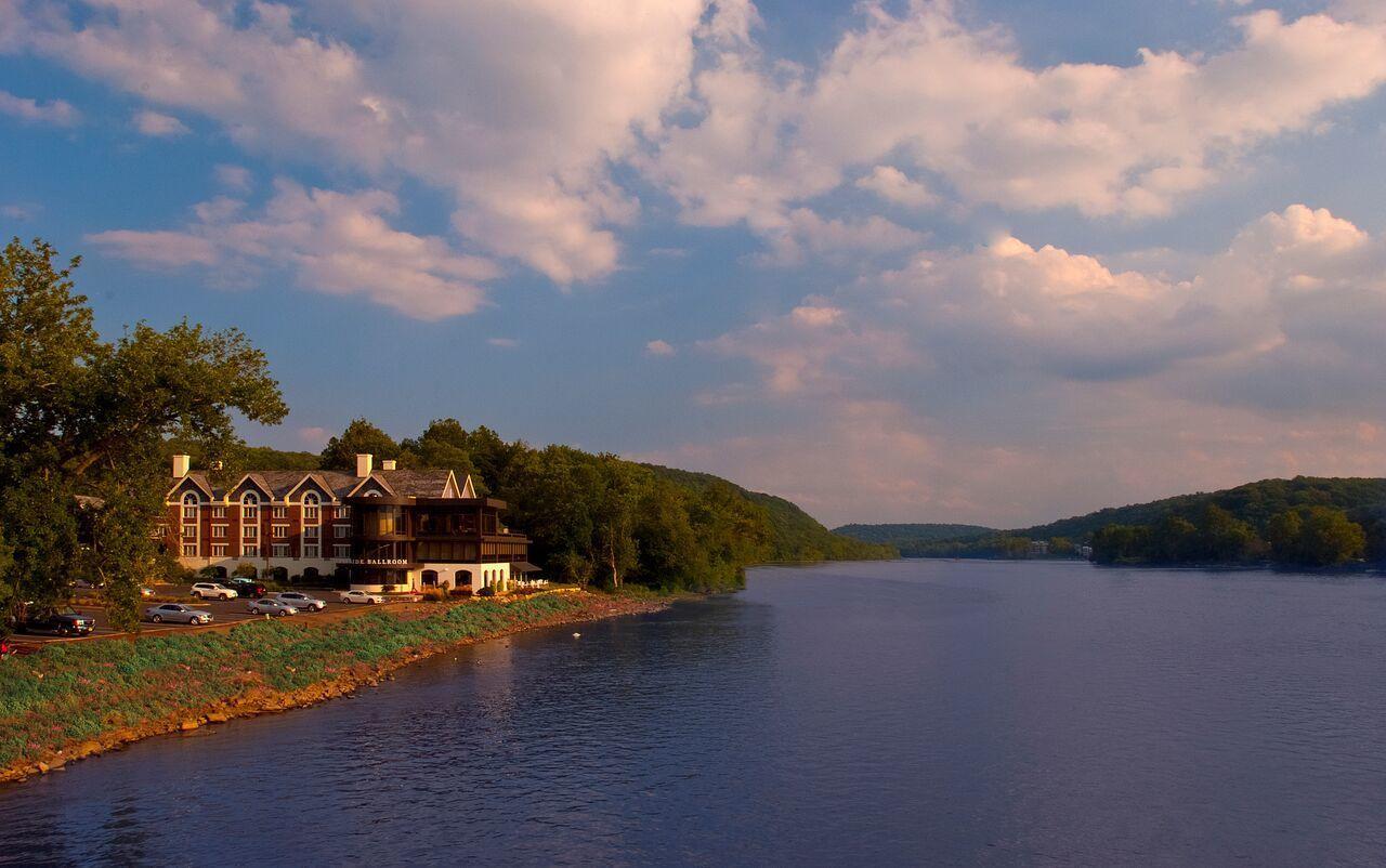 Lambertville Station Inn Экстерьер фото