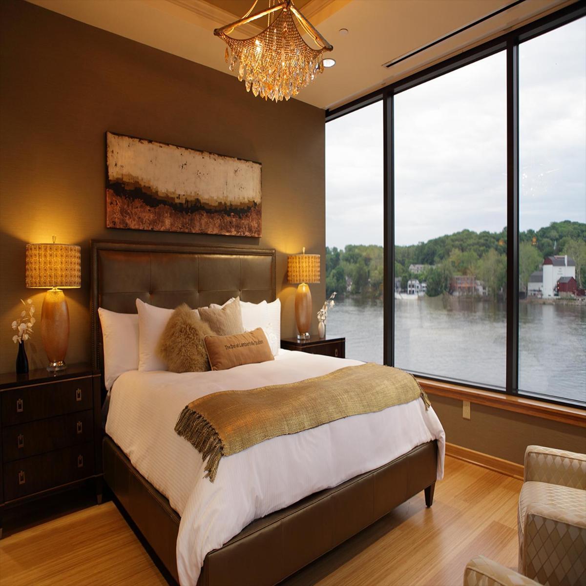 Lambertville Station Inn Экстерьер фото